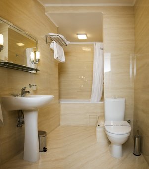 Discounts on holidays at the Royal Street Hotel 22